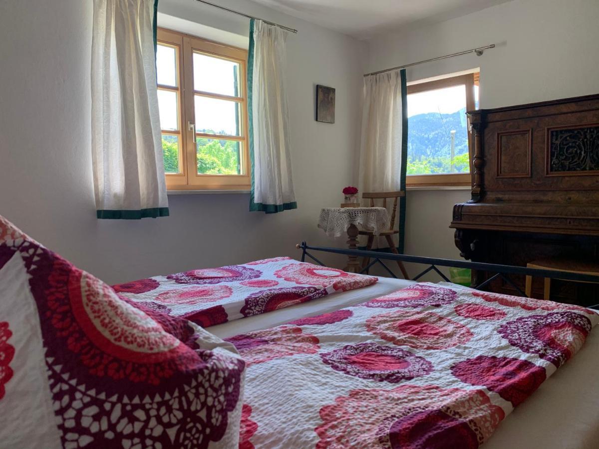 Apartment With A Stunning View Of The Alps - Wohnung Mit Atemberaubenden Blick Auf Die Alpen Фишбахау Екстериор снимка
