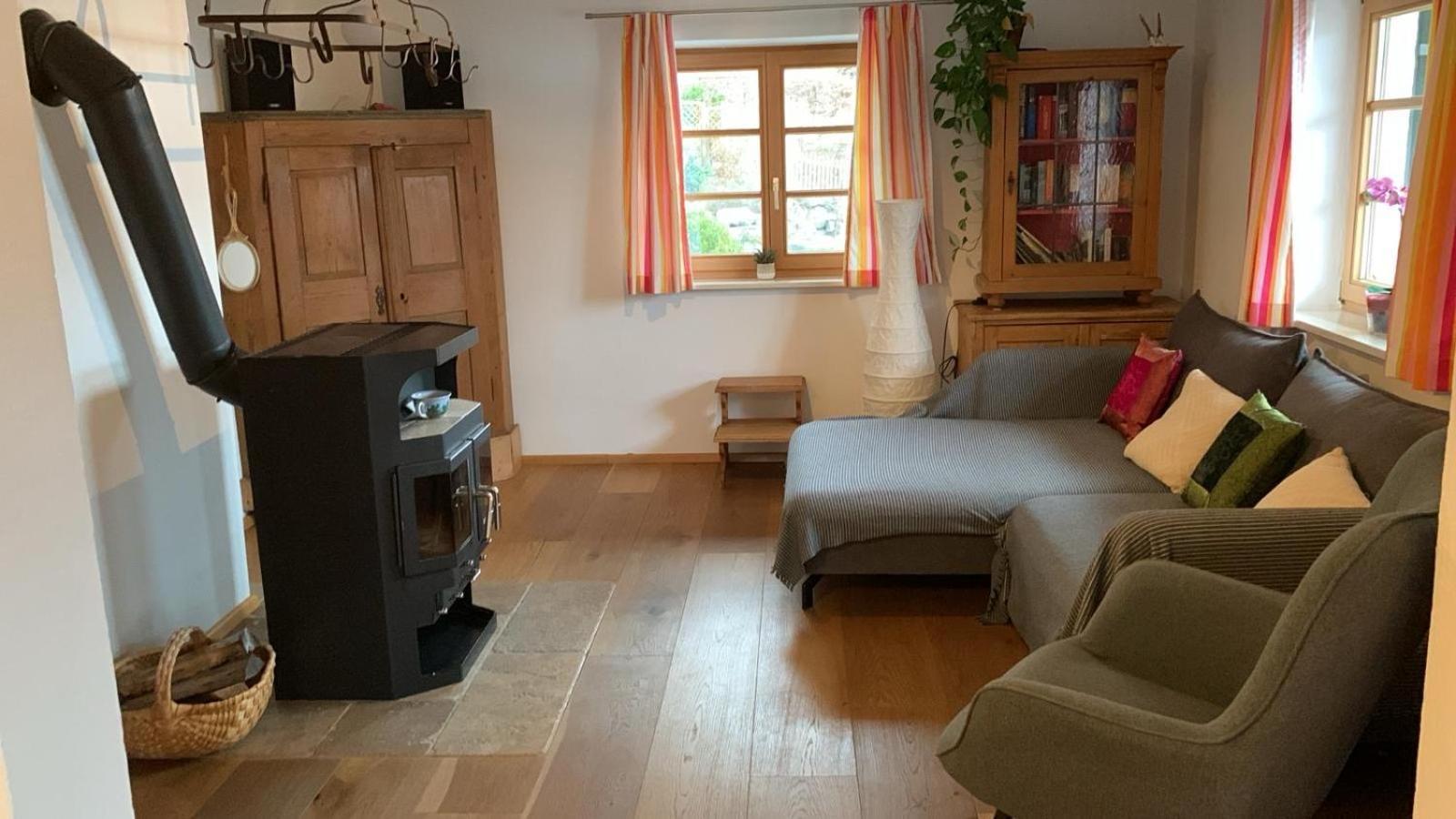 Apartment With A Stunning View Of The Alps - Wohnung Mit Atemberaubenden Blick Auf Die Alpen Фишбахау Екстериор снимка